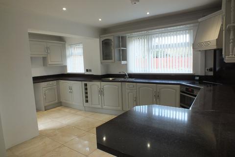 4 bedroom detached house to rent - Downing Drive, Great Barton IP31