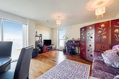 2 bedroom flat for sale - Sark Tower, Thamesmead, London, SE28