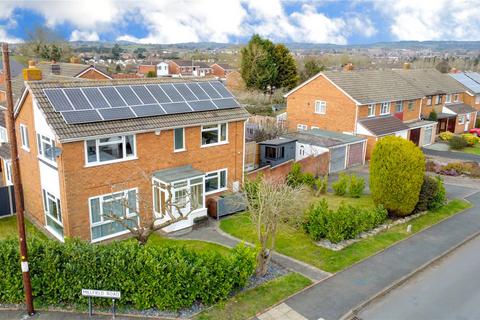 124 Millfield Road, Bromsgrove, B61 7BU