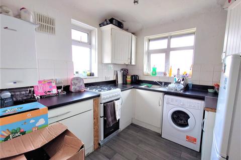 2 bedroom maisonette for sale, Laburnum Road, Hayes, Greater London, UB3