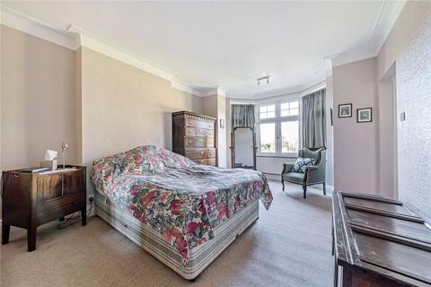 24 Hillside Gardens, Barnet, EN5 2NJ