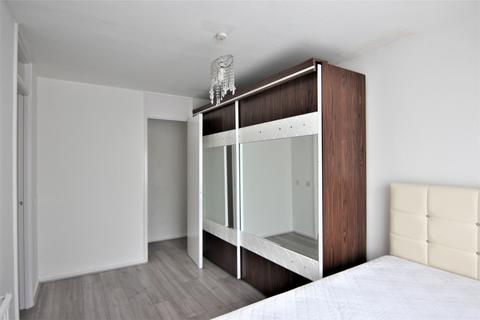 1 bedroom flat to rent, Inver Close, London, E5