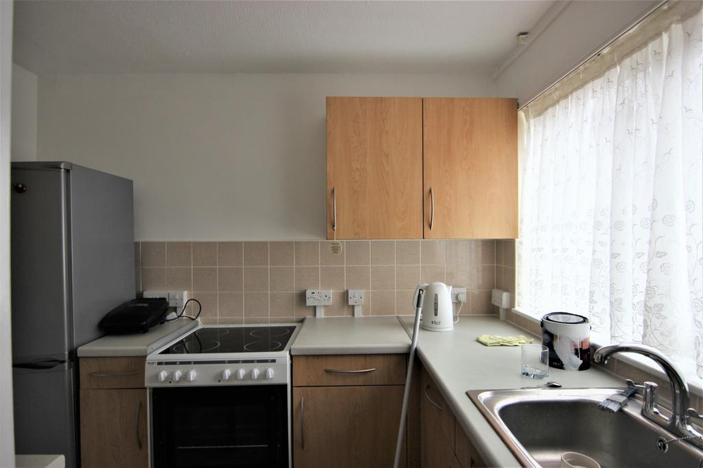 Apartment in Clapton - View 5