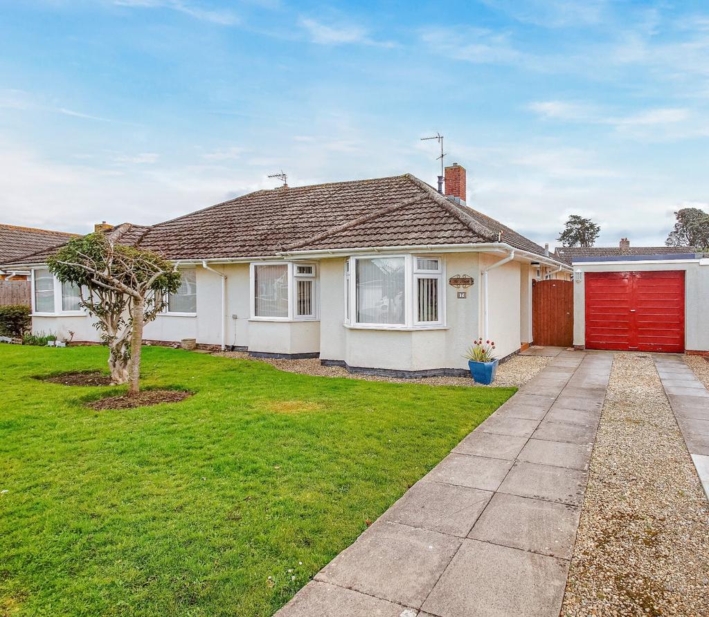 Westfield Drive, BurnhamonSea, Somerset, TA8 2 bed bungalow for sale £295,000