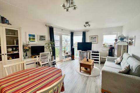 74 Otter Drive, Carshalton, SM5 2FH