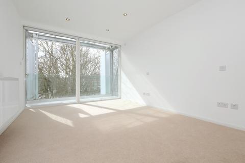 58 Wedmore Street, London, N19 4BS