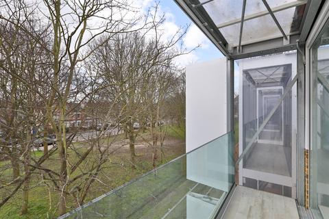 58 Wedmore Street, London, N19 4BS