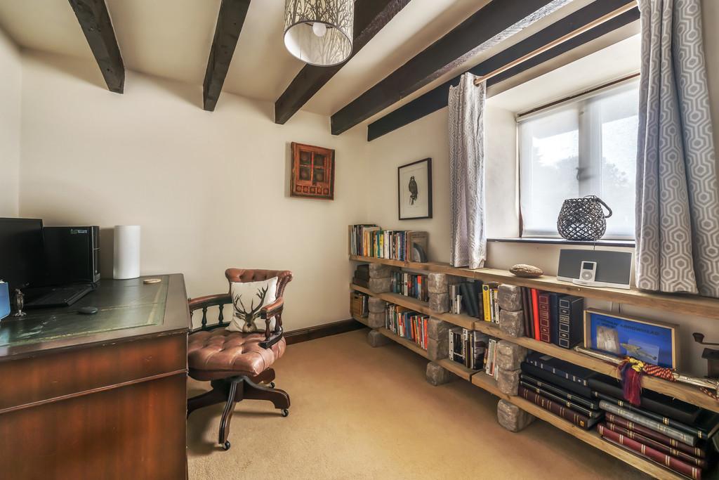 Bedroom Two / Study