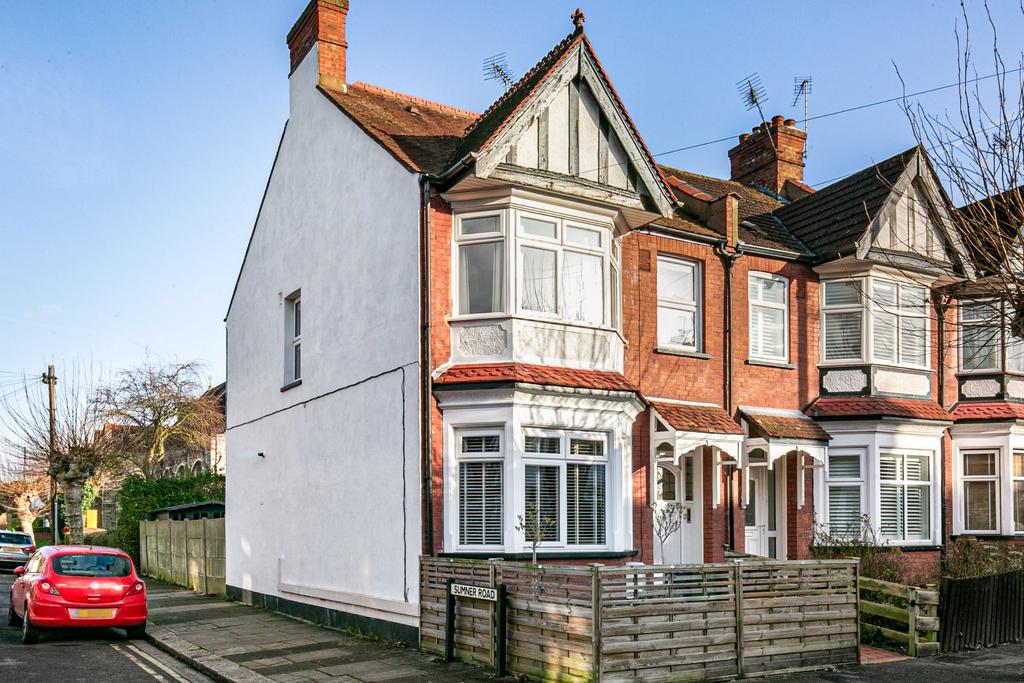 Drury Road, West Harrow Village 5 bed end of terrace house £725,000
