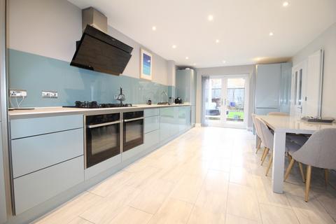 20 Bashkir Road, Westbury, BA13 3GY