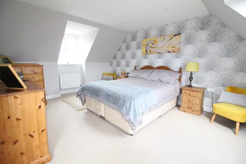 20 Bashkir Road, Westbury, BA13 3GY
