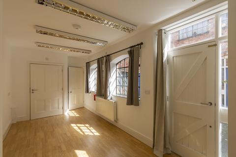 2 bedroom mews to rent, Branston Street, Jewellery Quarter, B18