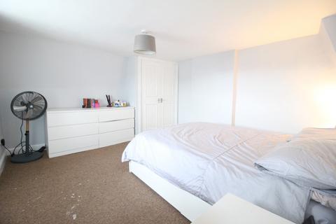 Flat 1, 1 Ash Walk, Warminster, BA12 8PY