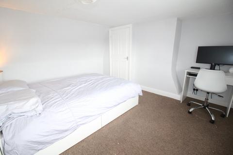 Flat 1, 1 Ash Walk, Warminster, BA12 8PY