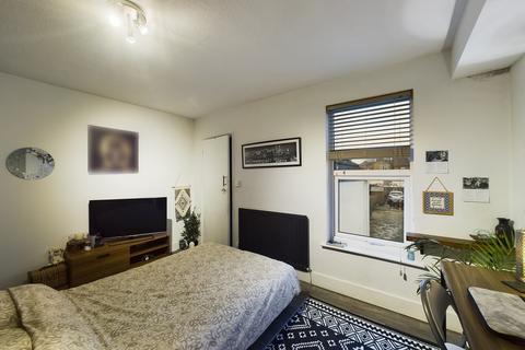 28 Somerset Road, Folkestone, CT19 4NP