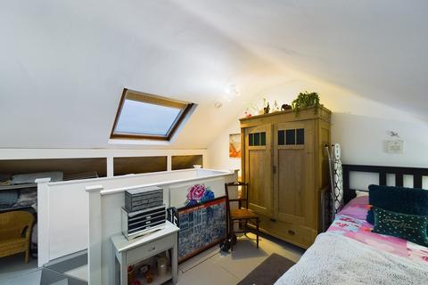 28 Somerset Road, Folkestone, CT19 4NP