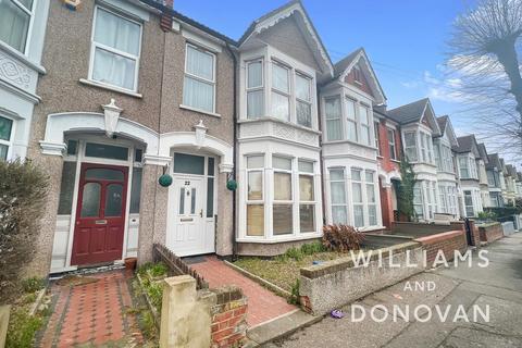 4 bedroom terraced house for sale, Cliff Avenue, Westcliff-on-Sea