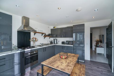 3 bedroom terraced house to rent, Loirston Road, Aberdeen