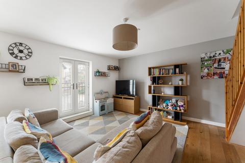 Flat 4, Jenny Court Stables Row, Wanstead, London, E11 2FE