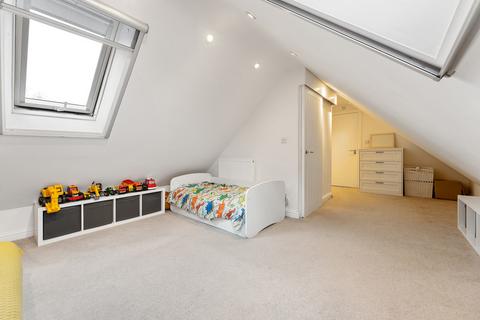 Flat 4, Jenny Court Stables Row, Wanstead, London, E11 2FE