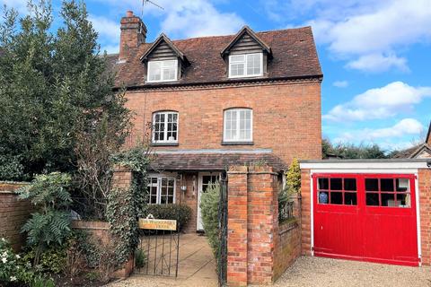 3 bedroom cottage for sale - Bridge End, Warwick