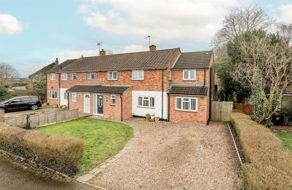 Langley Grove, Sandridge, St. Albans... 4 bed semidetached house £