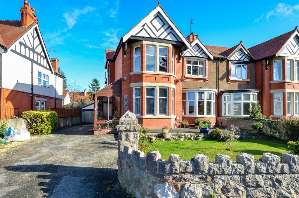 Francis Avenue, Rhos on Sea, Colwyn Bay, Conwy, LL28 5 bed semi