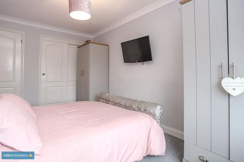 4 bedroom semi-detached house for sale - Ladymead Close, Bridgwater
