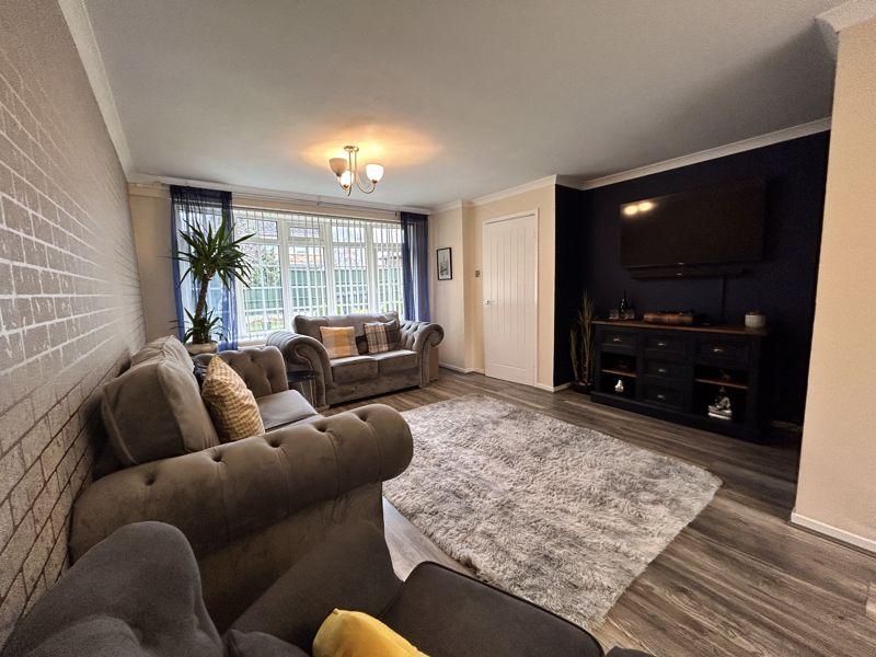 Ipswich Crescent, Great Barr... 3 bed terraced house £225,000