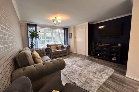 83 Ipswich Crescent, Birmingham, B42 1LY