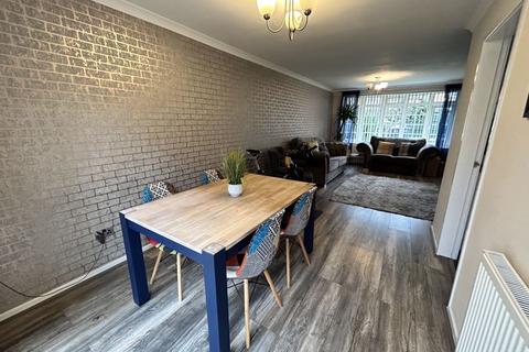 83 Ipswich Crescent, Birmingham, B42 1LY