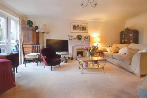 1 bedroom retirement property for sale - Headley Road, Hindhead/Grayshott