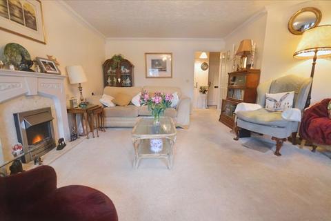 1 bedroom retirement property for sale - Headley Road, Hindhead/Grayshott