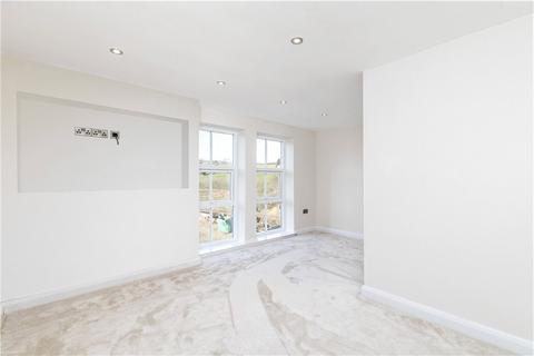 3 bedroom end of terrace house for sale, West Shaw Lane, Oxenhope, Keighley, West Yorkshire, BD22