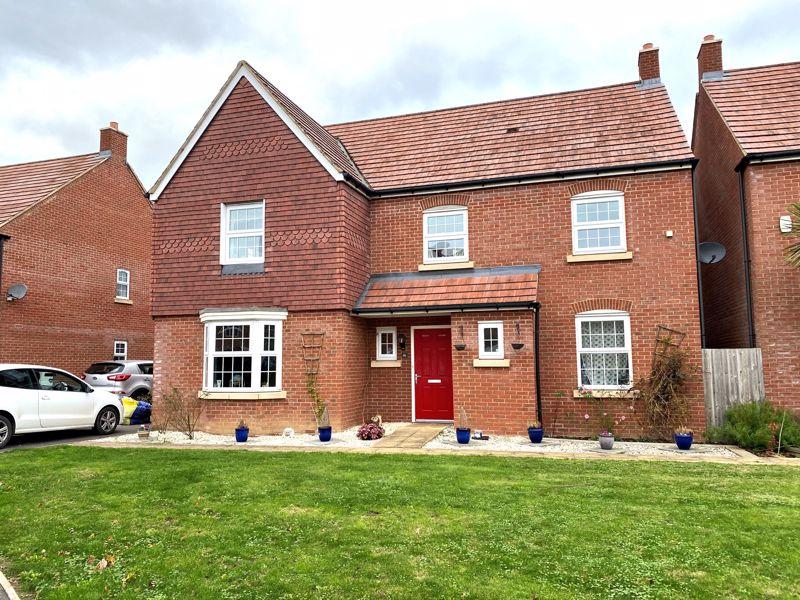 Chilton Field Way, Chilton 5 bed detached house £725,000