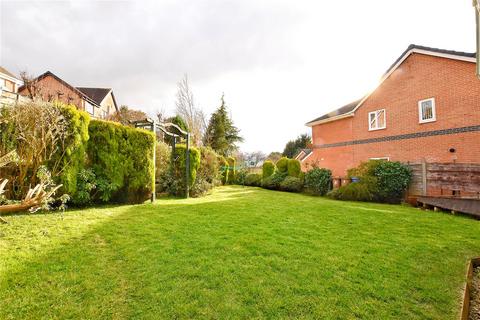 4 bedroom detached house for sale, Tarnside Close, Smallbridge, Rochdale, Greater Manchester, OL16