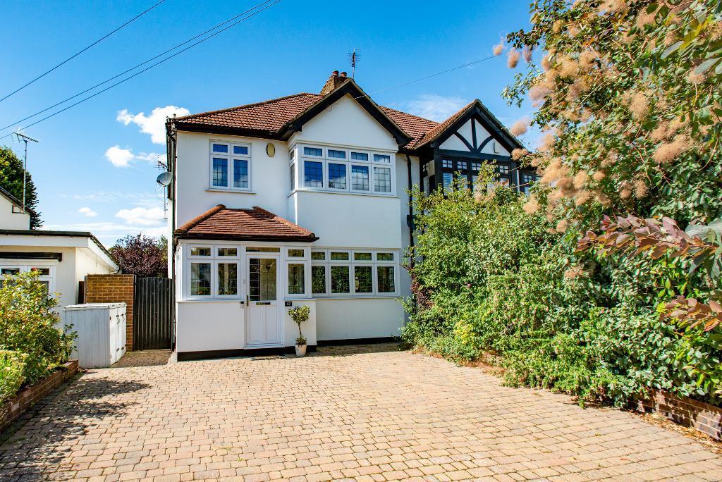 Sevenoaks Road, Orpington, Kent, BR6 9JL 3 bed semidetached house for