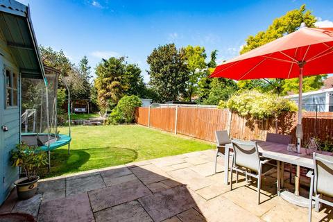 3 bedroom semi-detached house for sale, Sevenoaks Road, Orpington, Kent, BR6 9JL