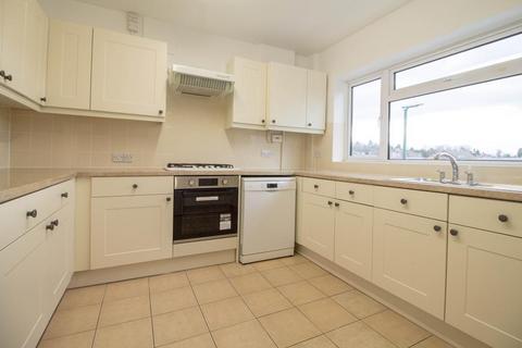 2 bedroom maisonette to rent, Knightsbridge Court, Sherwood, Nottingham, NG5 2HY