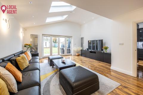 66 Bredhurst Road, Gillingham, ME8 0PE