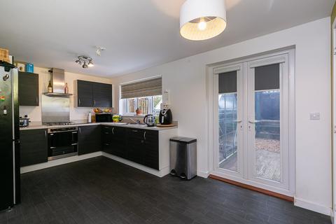15 Barbreck Crescent, Gartcosh, Glasgow, G69 8FW