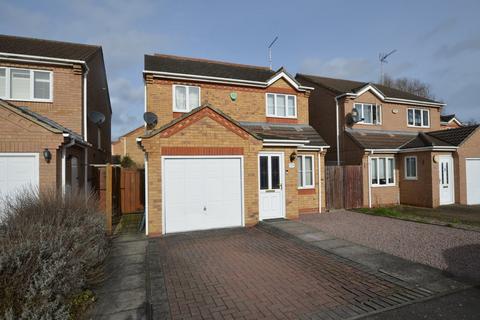 3 bedroom detached house to rent, Lyvelly Gardens, Peterborough, PE1