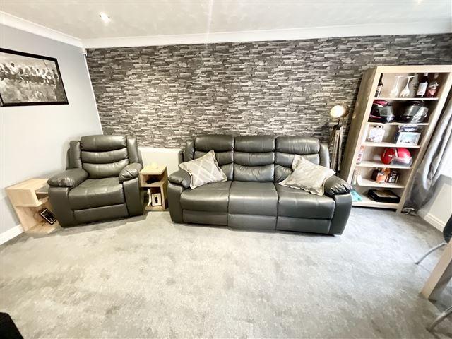 Lounge 2