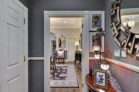3 bedroom apartment for sale - Post Office Square, London Road, Tunbridge Wells, Kent, TN1