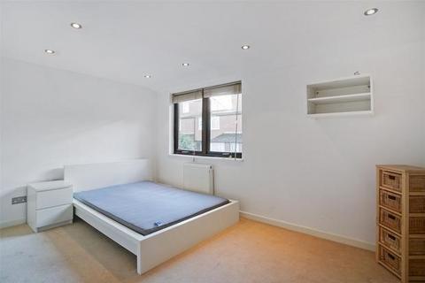 3 bedroom terraced house for sale, Nicholson Street, London