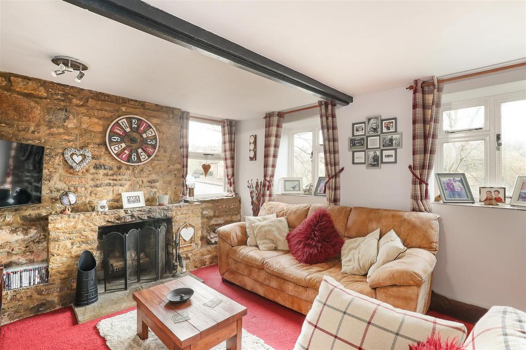 Walls Quarry, Hill, Stroud 3 bed detached house £450,000