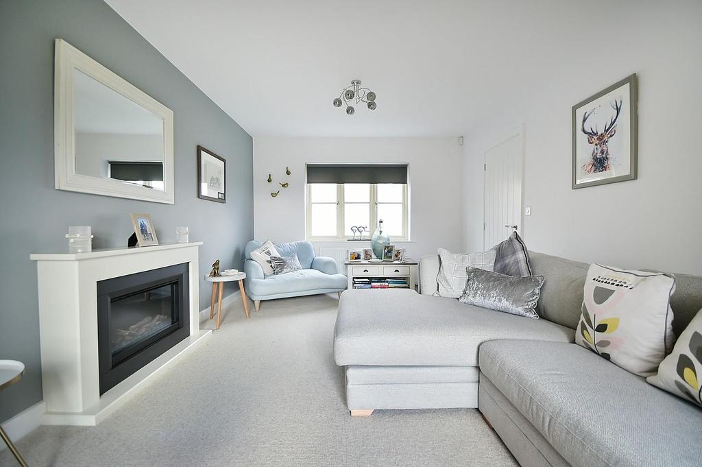 Sitting room.JPG