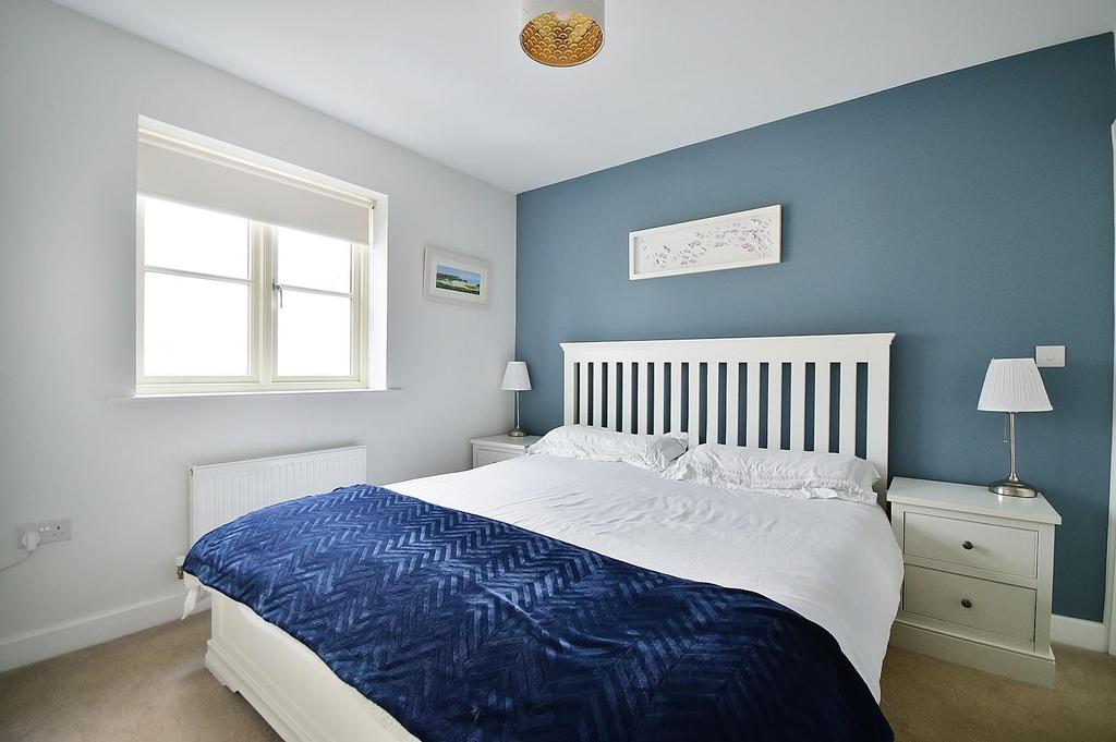 Bed 1.JPG