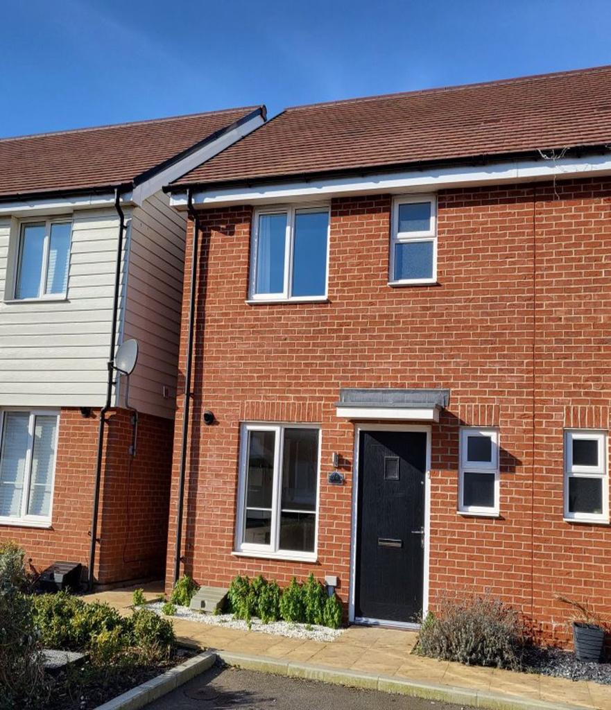 Cheriton Folkestone Kent 3 bed house £1,275 pcm (£294 pw)