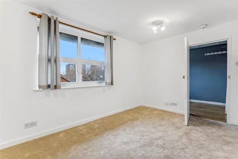 42 Spencer Mews, London, W6 8PB